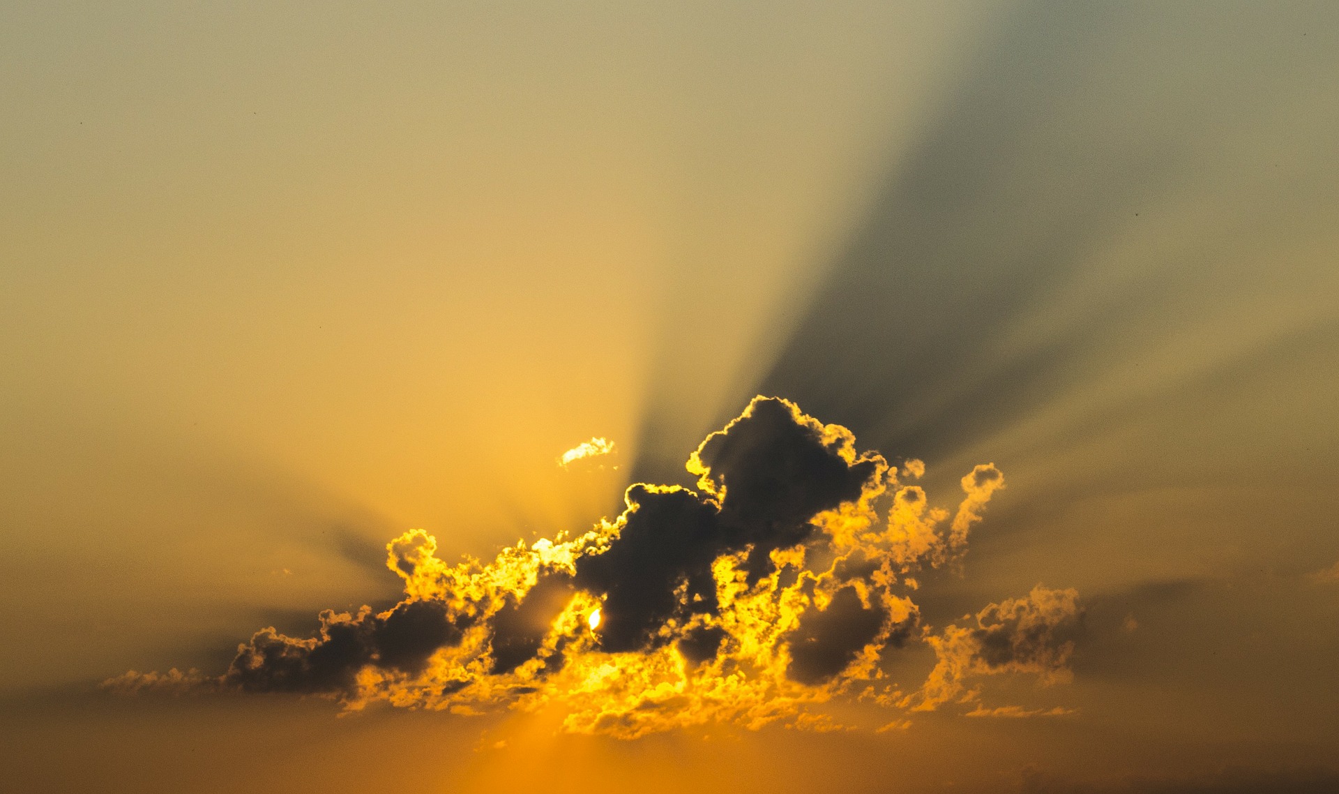 sunburst cloud in the sky